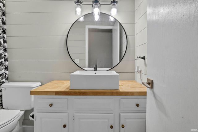 536 Widener Lane, South Bend, IN 46614