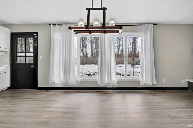 536 Widener Lane, South Bend, IN 46614