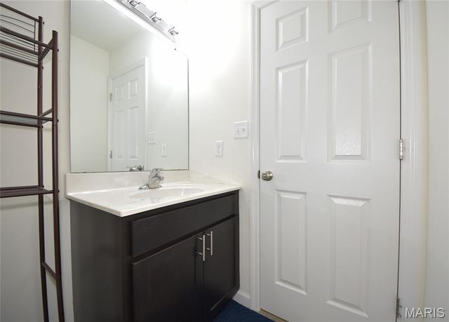 112 Wholesome Way, St Charles, MO 63304