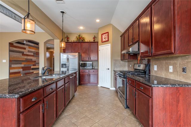 1512 Nacogdoches Valley Drive, League City, TX 77573