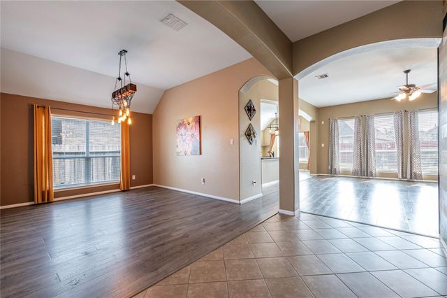 1512 Nacogdoches Valley Drive, League City, TX 77573