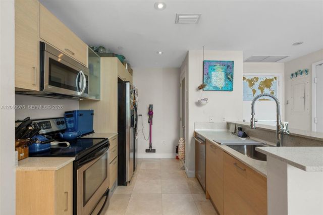350 NE 24th St 703, Miami, FL 33137