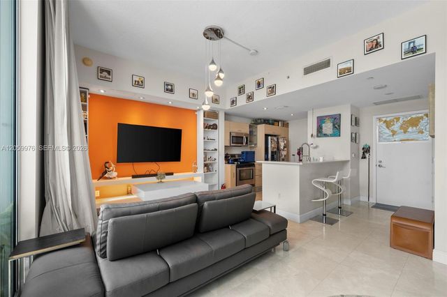 350 NE 24th St 703, Miami, FL 33137