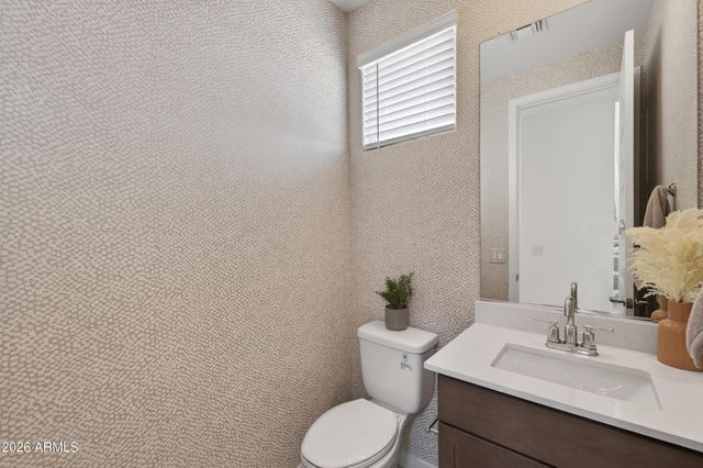 10205 E ULYSSES Avenue, Mesa, AZ 85212