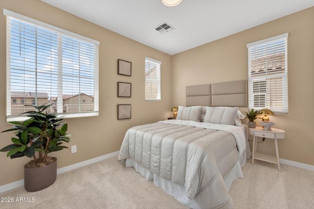 10205 E ULYSSES Avenue, Mesa, AZ 85212