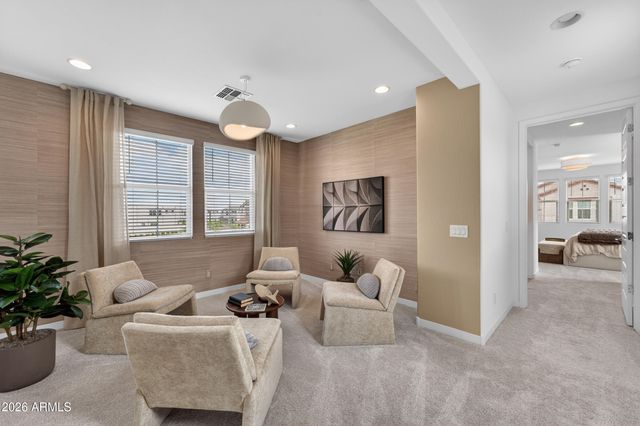 10205 E ULYSSES Avenue, Mesa, AZ 85212