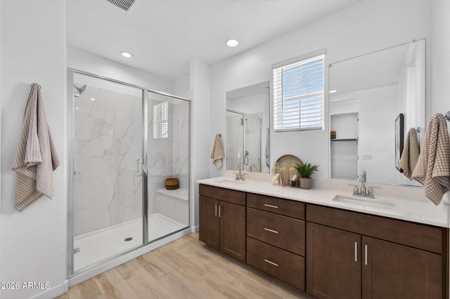 10205 E ULYSSES Avenue, Mesa, AZ 85212
