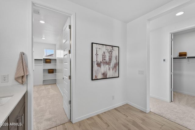 10205 E ULYSSES Avenue, Mesa, AZ 85212