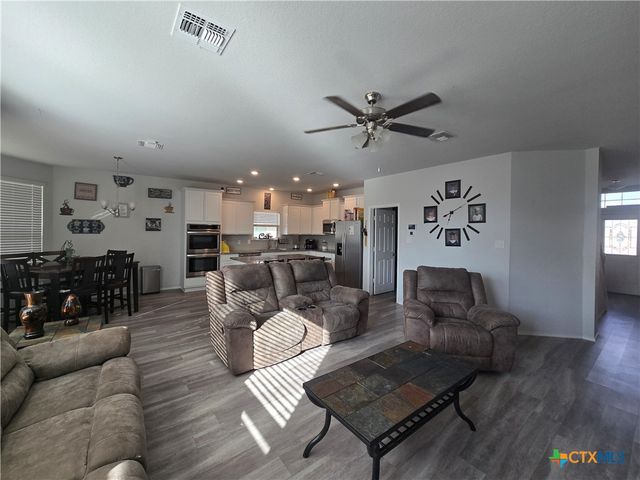 2047 Wigeon Way, Copperas Cove, TX 76522