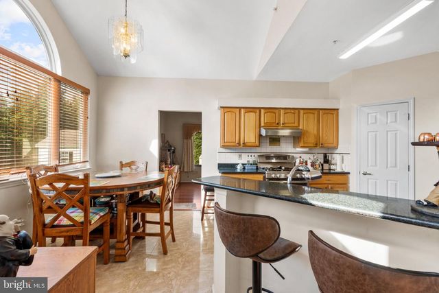 936 LONGWOOD CT, Chalfont, PA 18914
