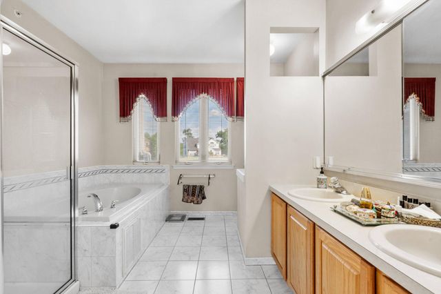 936 LONGWOOD CT, Chalfont, PA 18914