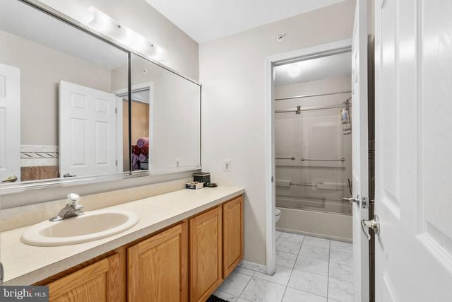 936 LONGWOOD CT, Chalfont, PA 18914