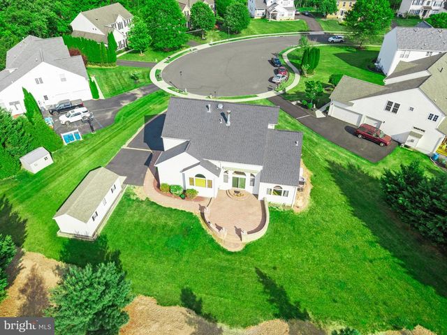 936 LONGWOOD CT, Chalfont, PA 18914