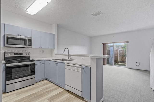 2306 SE 23rd Ter 2306, Homestead, FL 33035