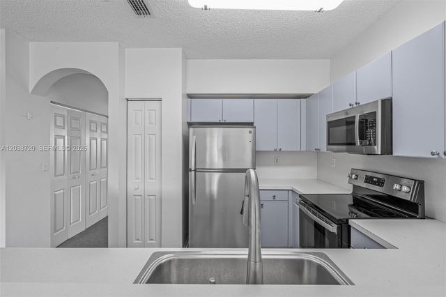 2306 SE 23rd Ter 2306, Homestead, FL 33035