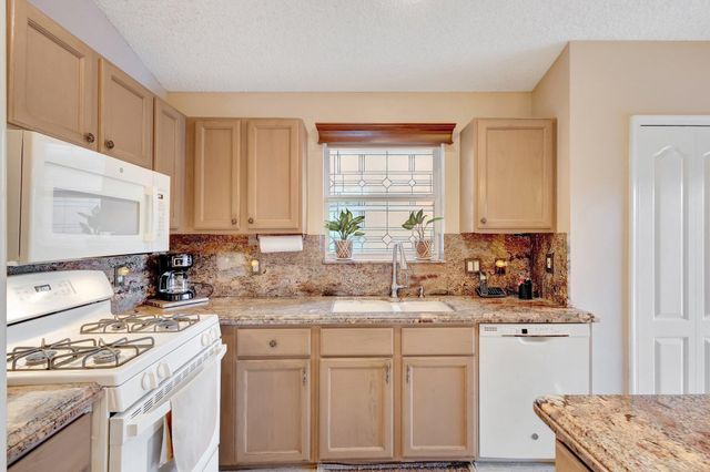 121 Egret Drive, Jupiter, FL 33458