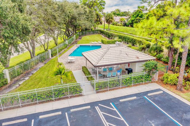 121 Egret Drive, Jupiter, FL 33458