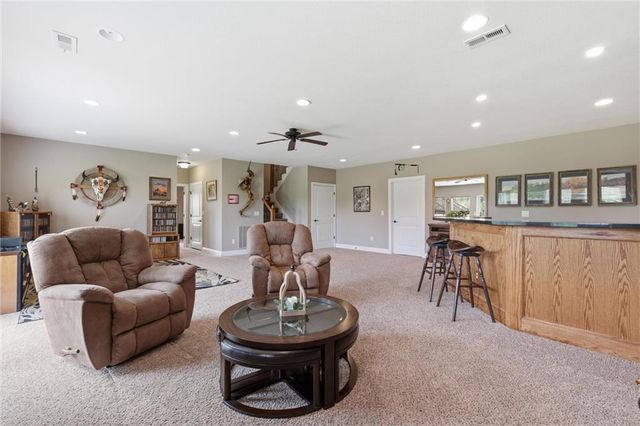 12337 Farrow Avenue, Kansas City, KS 66109