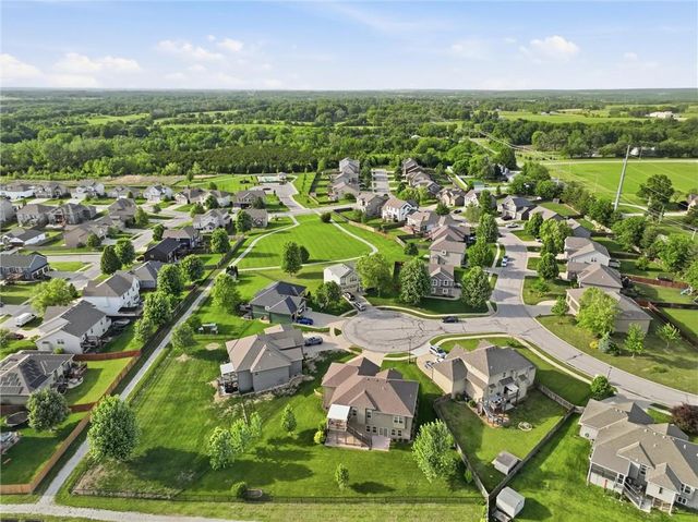 12337 Farrow Avenue, Kansas City, KS 66109