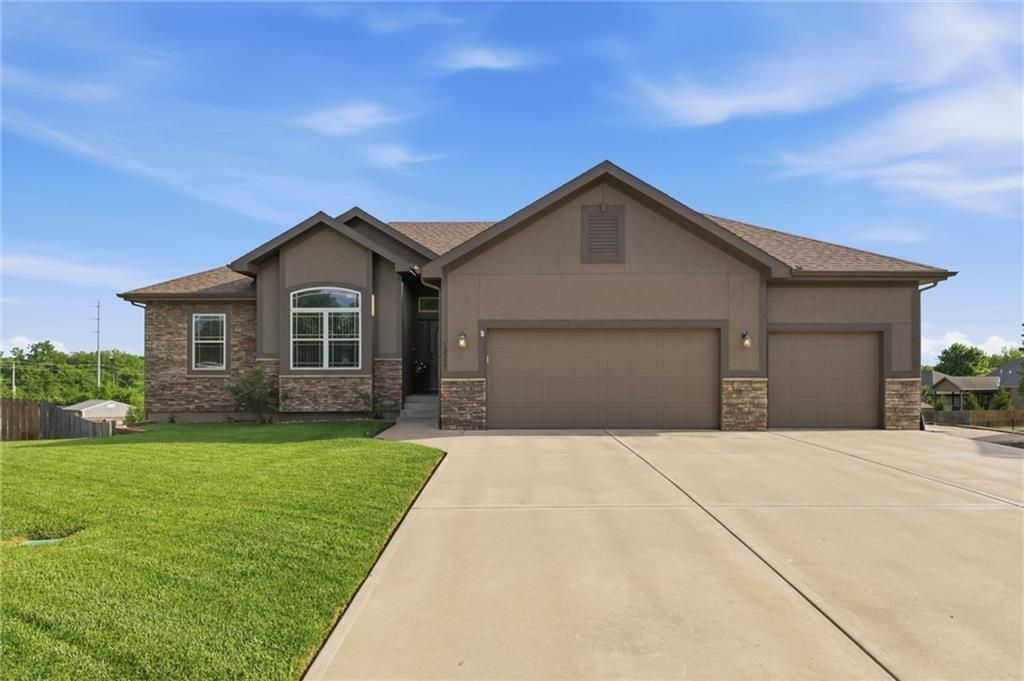 12337 Farrow Avenue, Kansas City, KS 66109