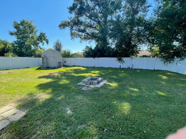 2107 Peach St, Deridder, LA 70634