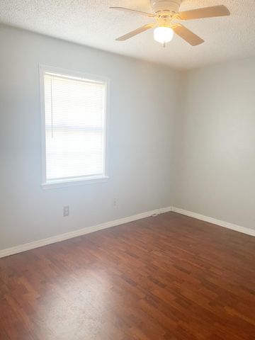 2107 Peach St, Deridder, LA 70634