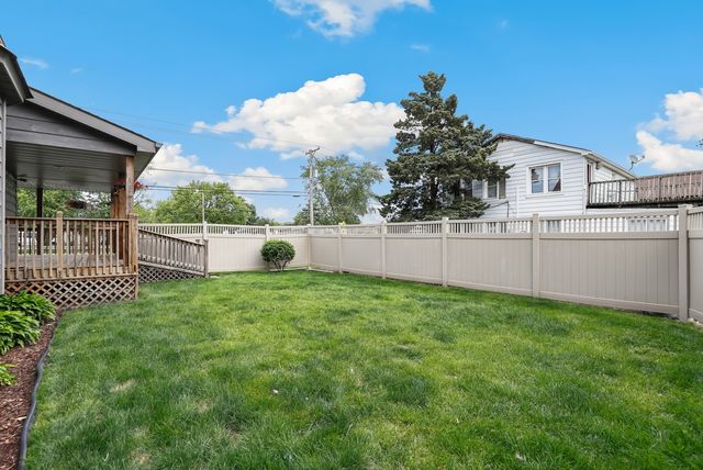 2855 Glenwood Lansing Road, Lynwood, IL 60411