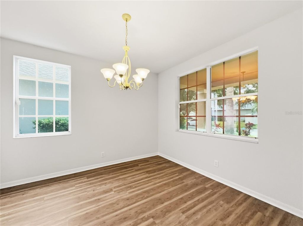 Image 11 of property listing at 11030 HOLLY CONE DRIVE, Riverview, FL 33569