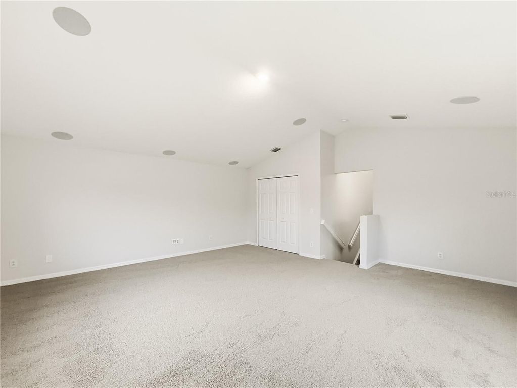 Image 20 of property listing at 11030 HOLLY CONE DRIVE, Riverview, FL 33569