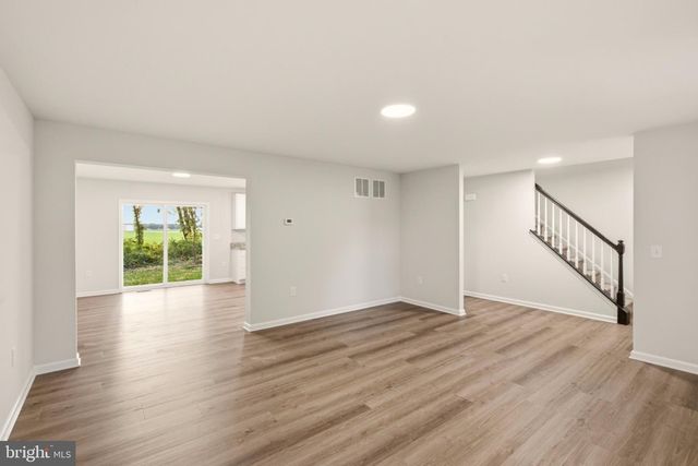 2252 HELEN AVE, Vineland, NJ 08360