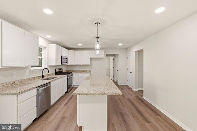 2252 HELEN AVE, Vineland, NJ 08360