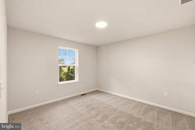 2252 HELEN AVE, Vineland, NJ 08360