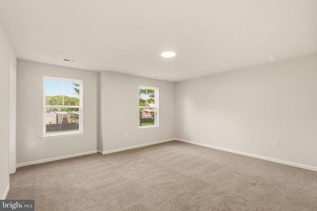 2252 HELEN AVE, Vineland, NJ 08360