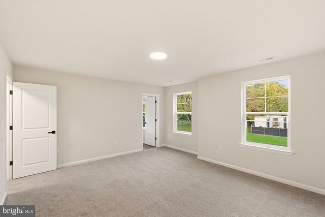 2252 HELEN AVE, Vineland, NJ 08360