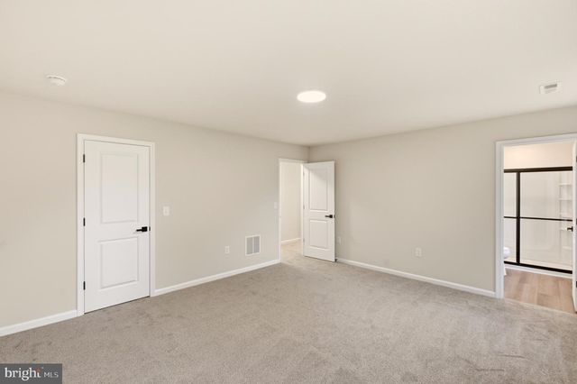2252 HELEN AVE, Vineland, NJ 08360