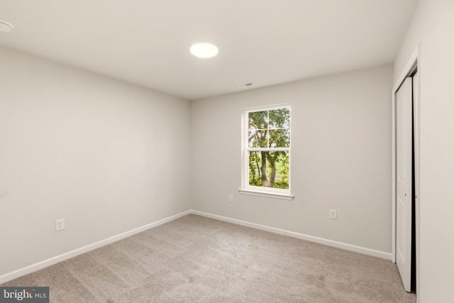 2252 HELEN AVE, Vineland, NJ 08360