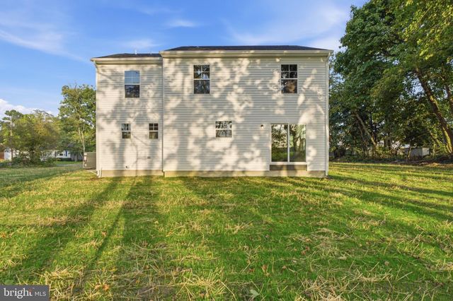 2252 HELEN AVE, Vineland, NJ 08360