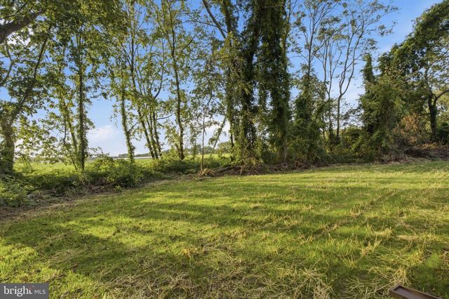 2252 HELEN AVE, Vineland, NJ 08360