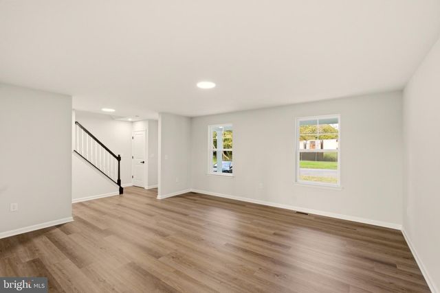 2252 HELEN AVE, Vineland, NJ 08360