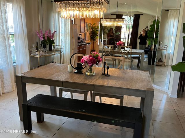 3391 SHAUNA OAKS Drive, Jacksonville, FL 32277