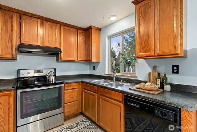 5815 143rd Place NE, Marysville, WA 98271