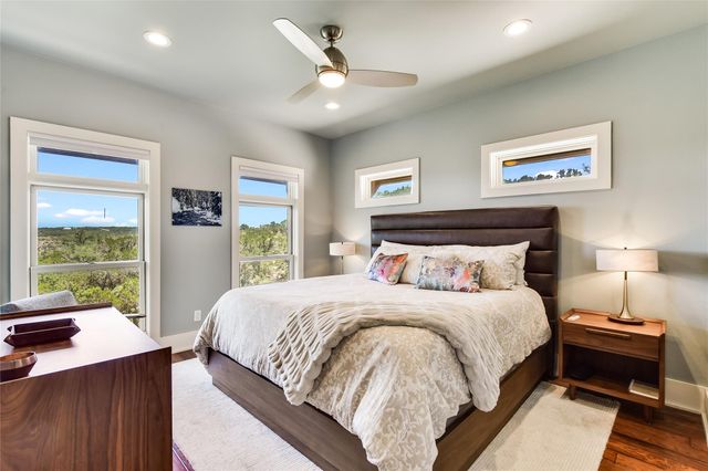 400 Hillview RD, Wimberley, TX 78676