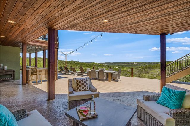 400 Hillview RD, Wimberley, TX 78676