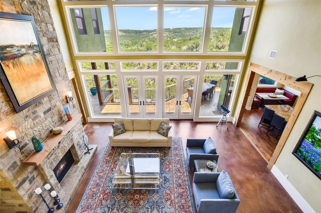 400 Hillview RD, Wimberley, TX 78676