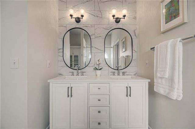 15663 Conser Street, Overland Park, KS 66223