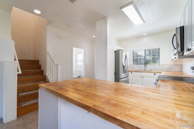 91-6580 Kapolei Parkway 3J2, Ewa Beach, HI 96706