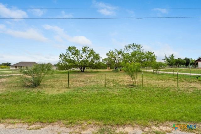 14830 Fm 1346, St Hedwig, TX 78152