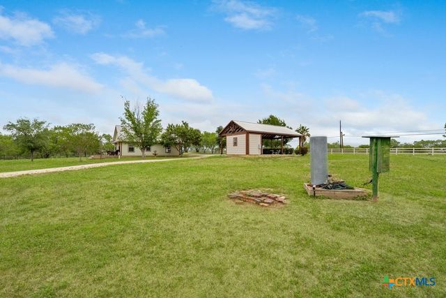 14830 Fm 1346, St Hedwig, TX 78152