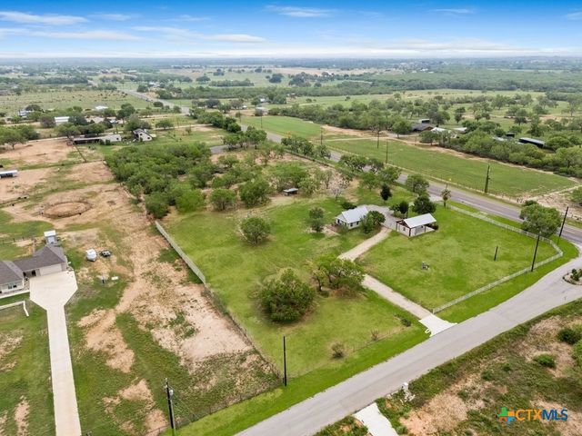 14830 Fm 1346, St Hedwig, TX 78152