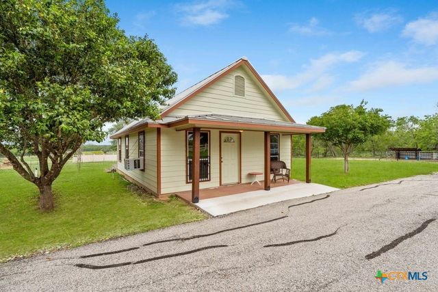 14830 Fm 1346, St Hedwig, TX 78152